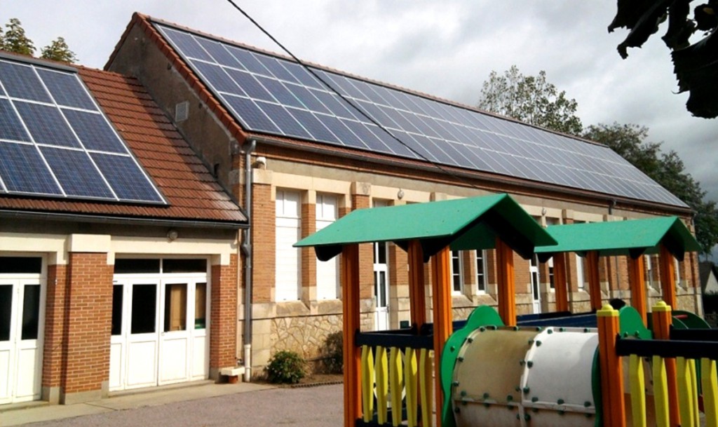 09. 4 installations en réfection complète de toiture avec isolation des combles sur des bâtiments communaux classés ERP (écoles, musée)